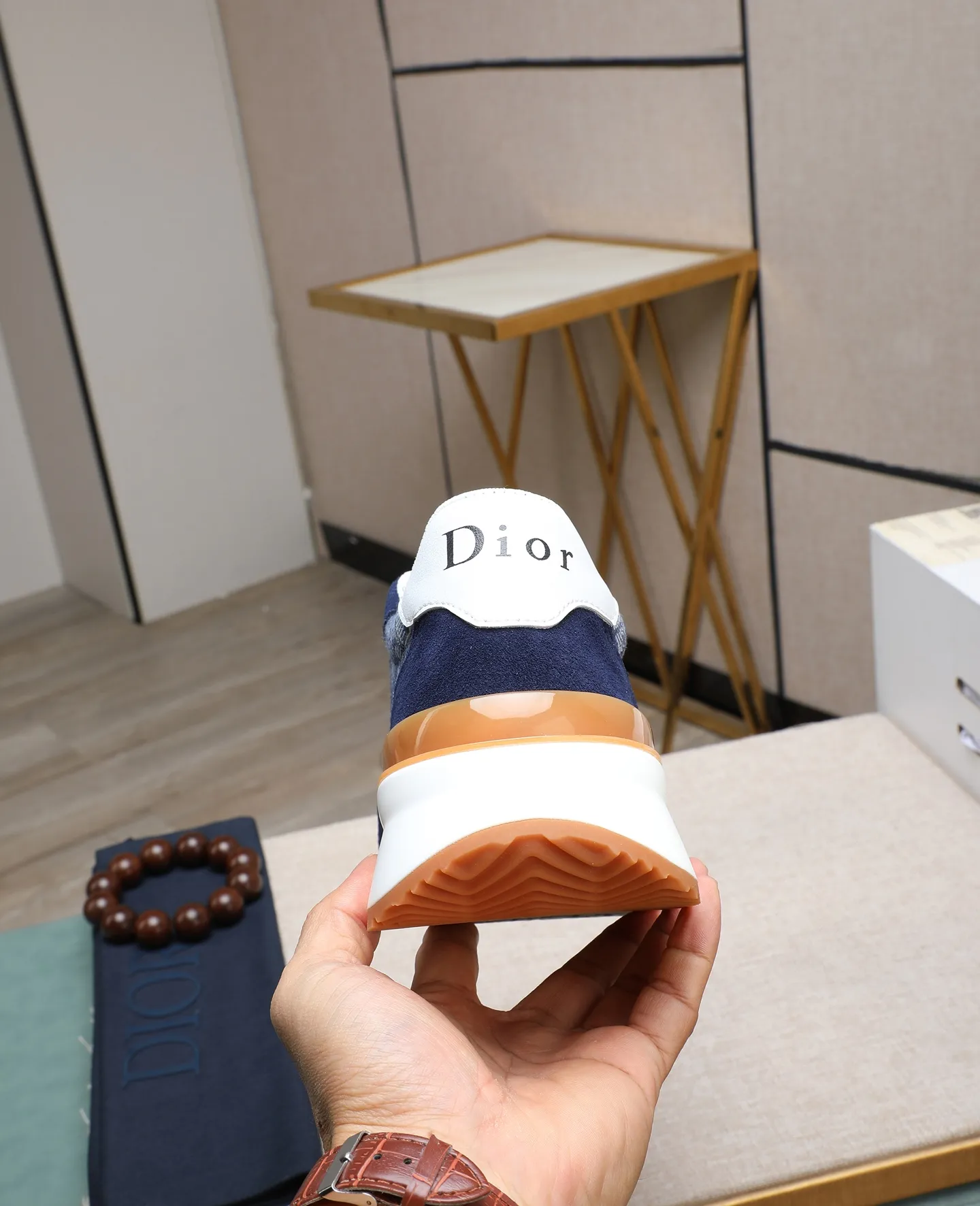 Men's men's shoes💰460 🌹🌹[Dior] latest model🙈original replica! 👟👟👟You can go to the top-notch workmanship. The upper is made of Italian 🇮🇹imported cowhide. The mesh lining is suitable for travel. The original replica outsole makes it suitable for all kinds of travel, showing low-key luxury. Let quality speak for itself. Color: Size: 38-44